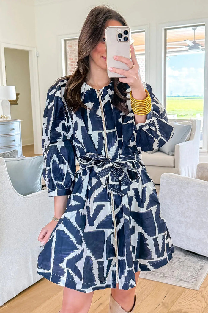 Abstract Geometric Print Zip Front Tie Waist Shift Dress – Blue