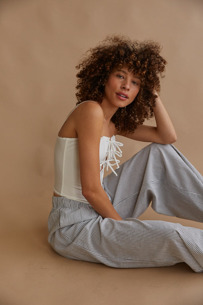 trendy white corsets for summer