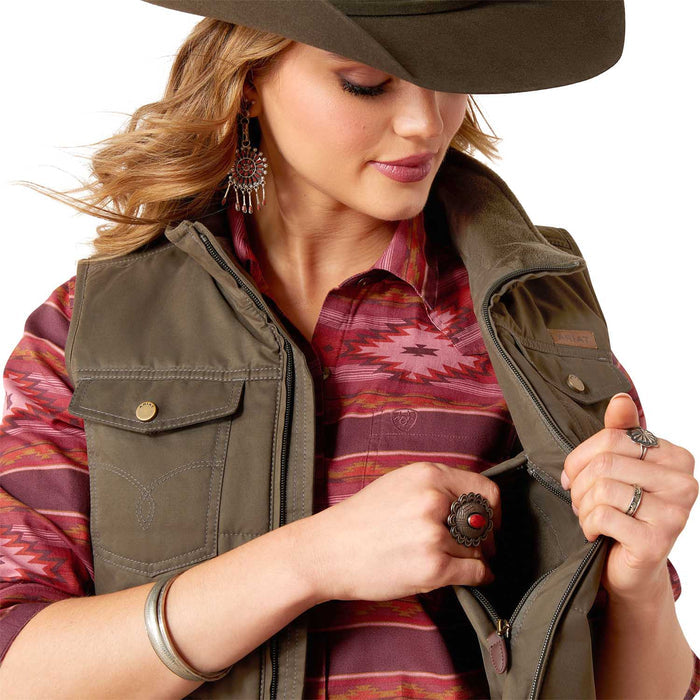 Ariat Women's Grizzly Vest