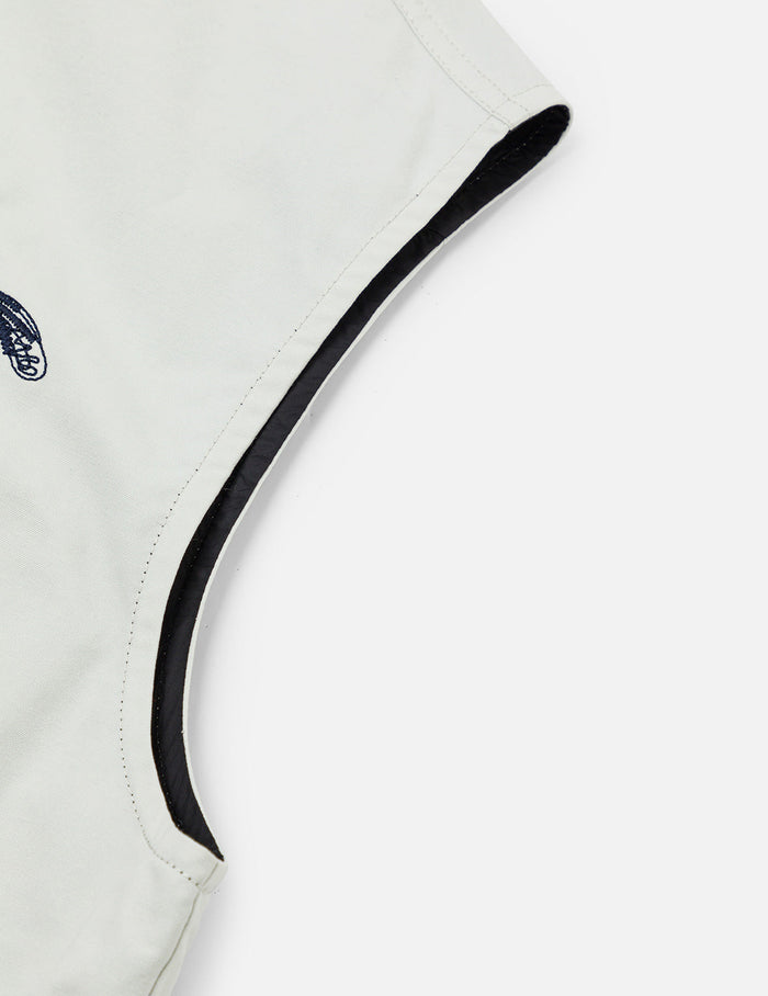 Artistic Logo Embroidery Fashion Fit Vest Jacket