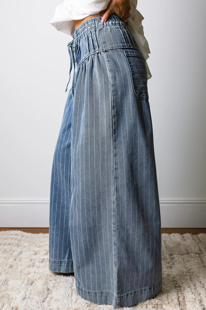 Button Pleated Drawstring Waist Casual Wide Leg Jeans – Sky Blue Stripe