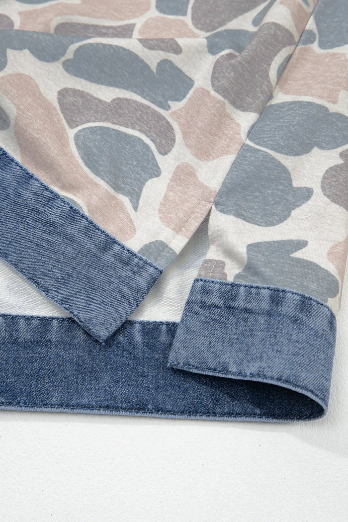 Camouflage Print Denim Patchwork Polo Collar Tee – Multicolour