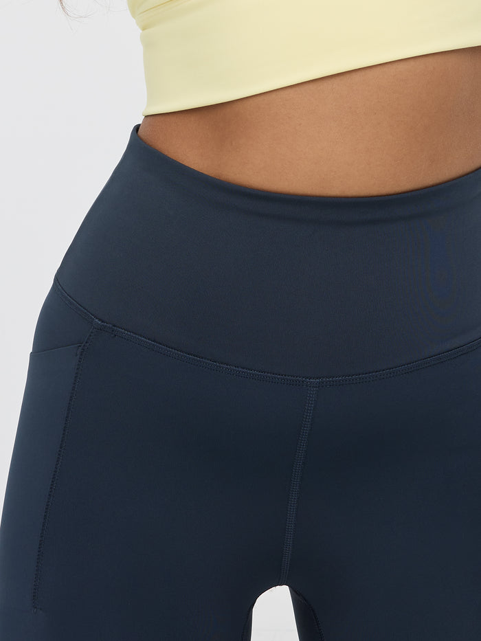 Capri Legging with Pockets - PULSE (R) Hyba