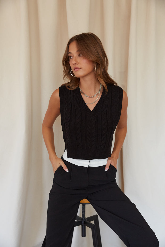 chic black cropped sweater vest - trendy knit top for work - black-image
