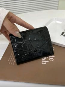 Croc Embossed Mini Fold Wallet – Glossy Black Women’s Card Holder – Compact Bifold Coin Purse