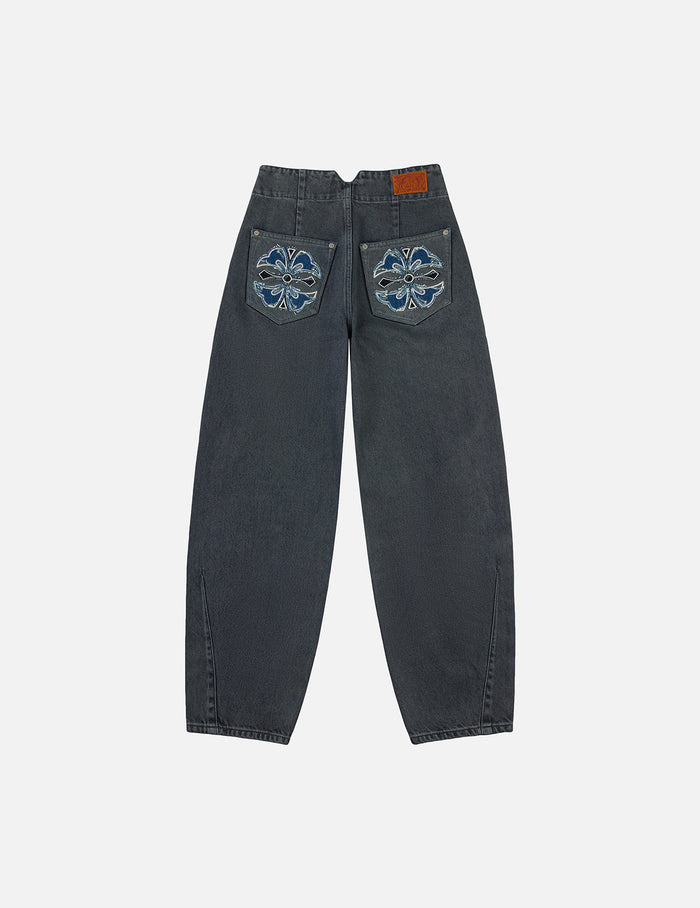 Distressed Kamon Appliqué Embroidery Balloon Fit Jeans