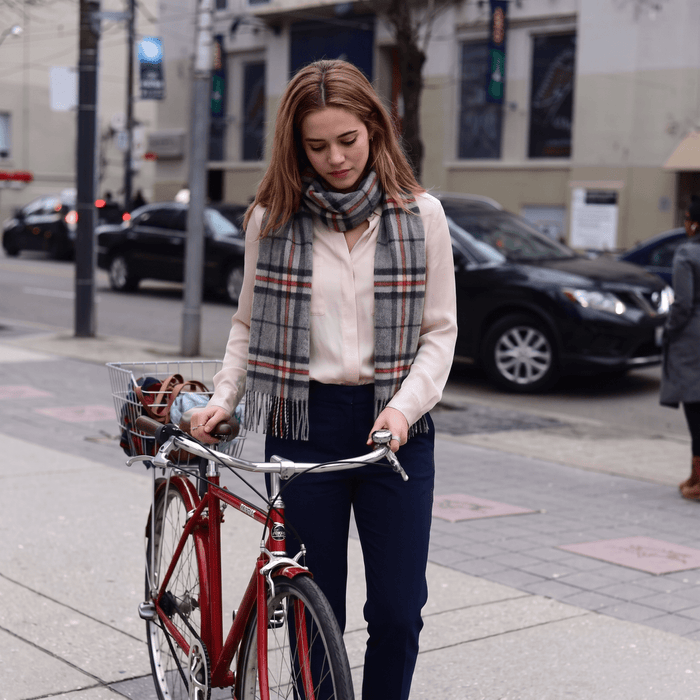 Edinburgh Cashmere Premium Lightweight Scarf - Soft Luxury Wrap - Thomson Grey - Heritage Of Scotland -