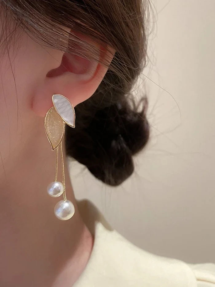 Elegant Leaf Pearl Drop Earrings – Gold Tone Minimalist Statement Earrings for Women