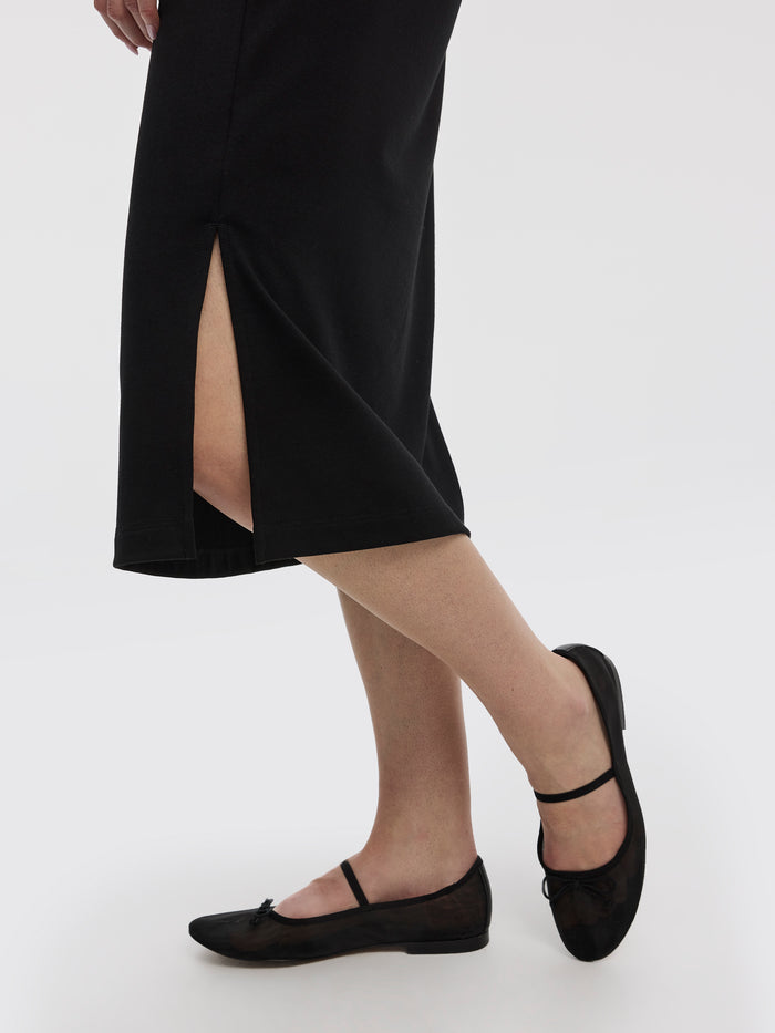 Extended-Sleeve Crew-Neck Midi Dress