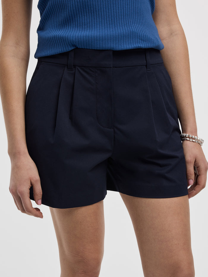 Fine Twill Pleated Shorts