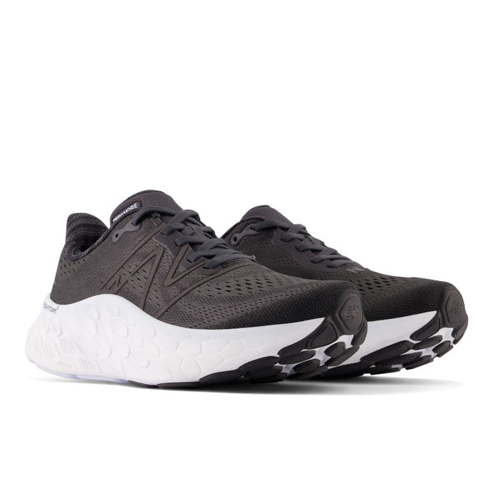 Fresh Foam X More v4 - Black with Starlight - Women's