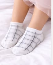 Girls Ankle Socks – White Short Socks with Grey Plaid Pattern
