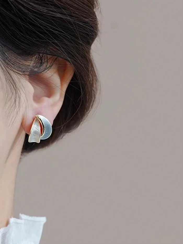 Gold Tone Leaf Design Stud Earrings – Blue and White Enamel Round Earrings – Elegant Women Fashion Jewelry