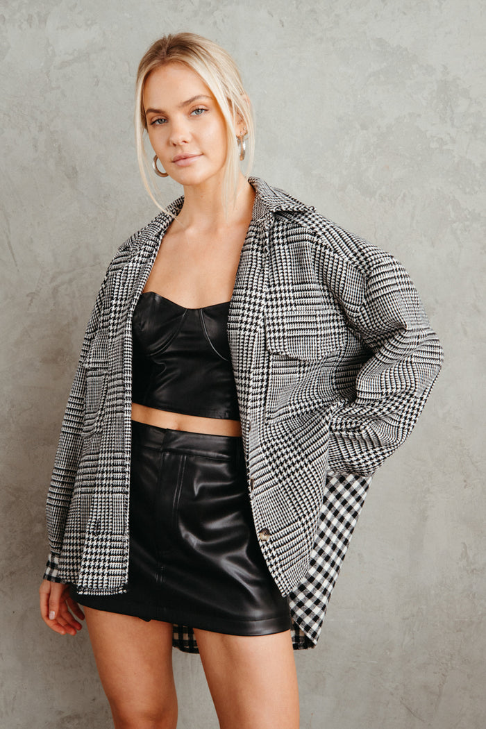 black and white houndstooth oversized shacket - houndstooth jacket outfit ideas