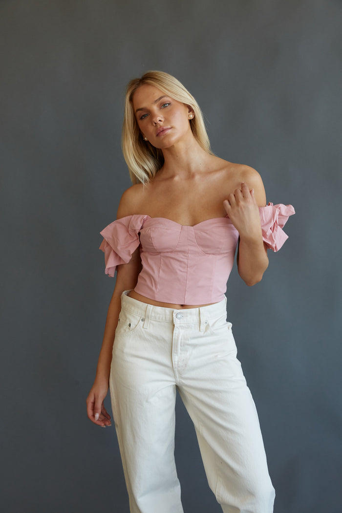 ballet pink puff sleeve crop top