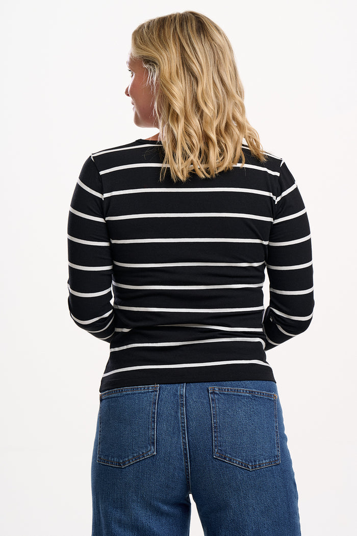 Josie Jersey Top (Black/White Leopard)
