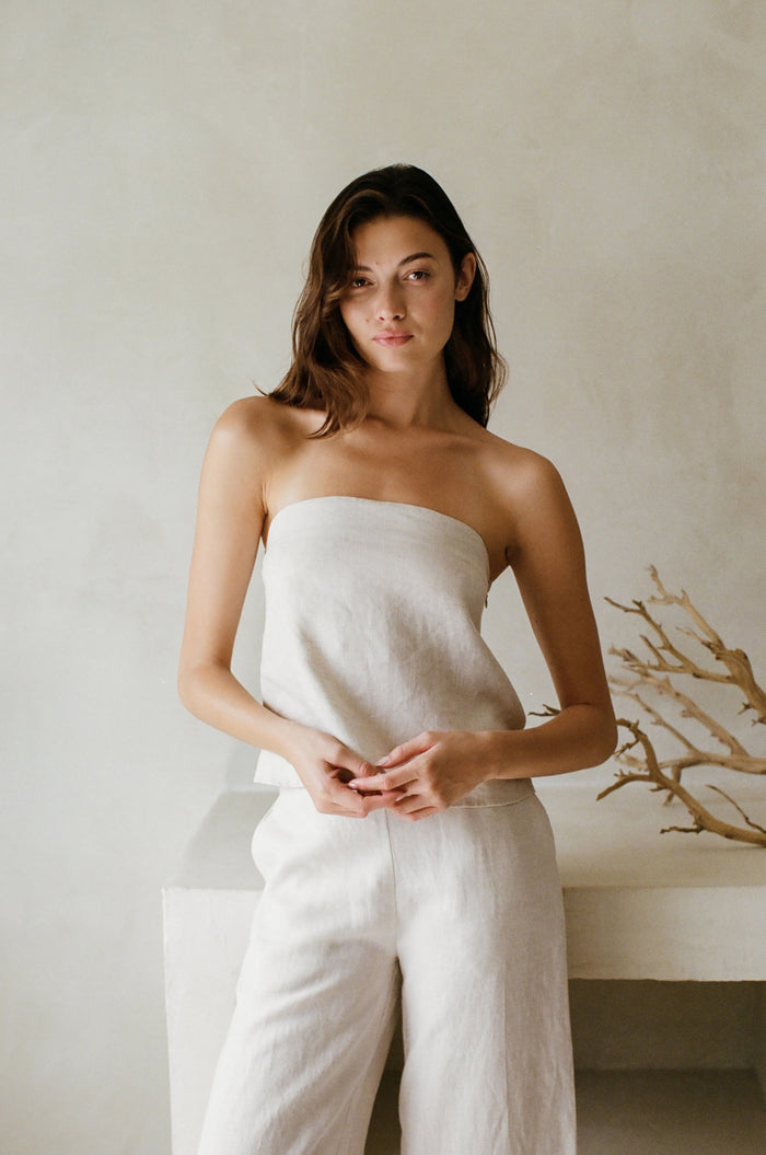 strapless beige linen top and matchign pants - summer outfit inspo - minimalist resort wear