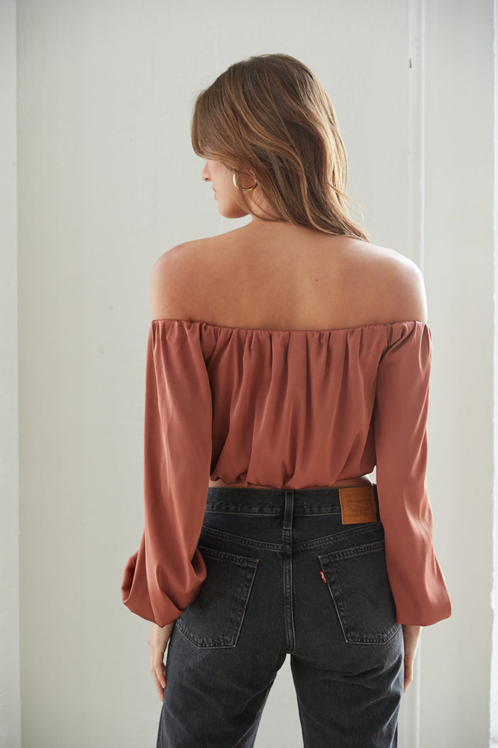 off the shoulder puff sleeve crop top