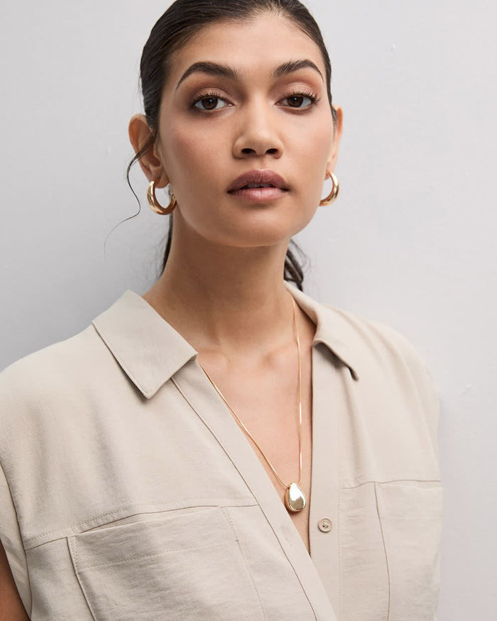 Long Necklace with Metal Stone Pendant