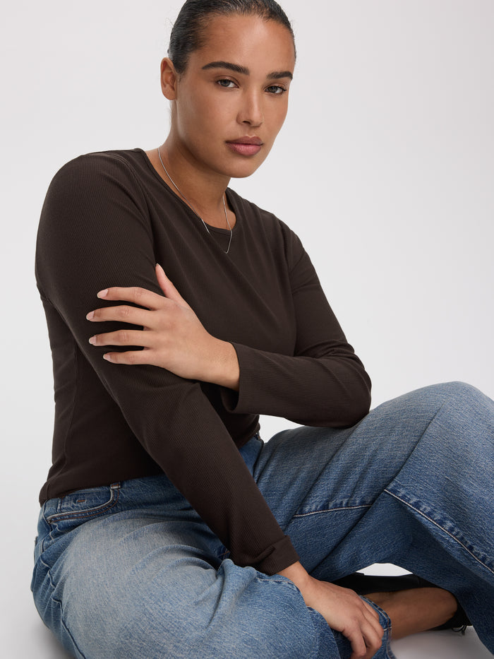Long-Sleeve Crew-Neck Ribbed T-Shirt - R Essentials
