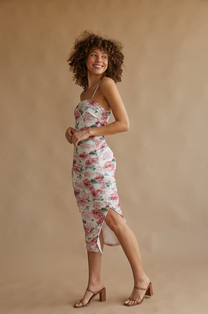 rose floral mesh ruched bodycon midi dress | wedding guest dress inspo