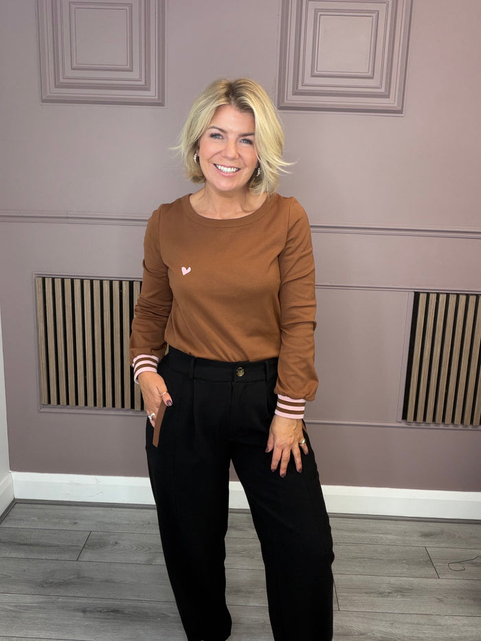 Lumen Long Sleeve Scoop Neck Top (Brown)