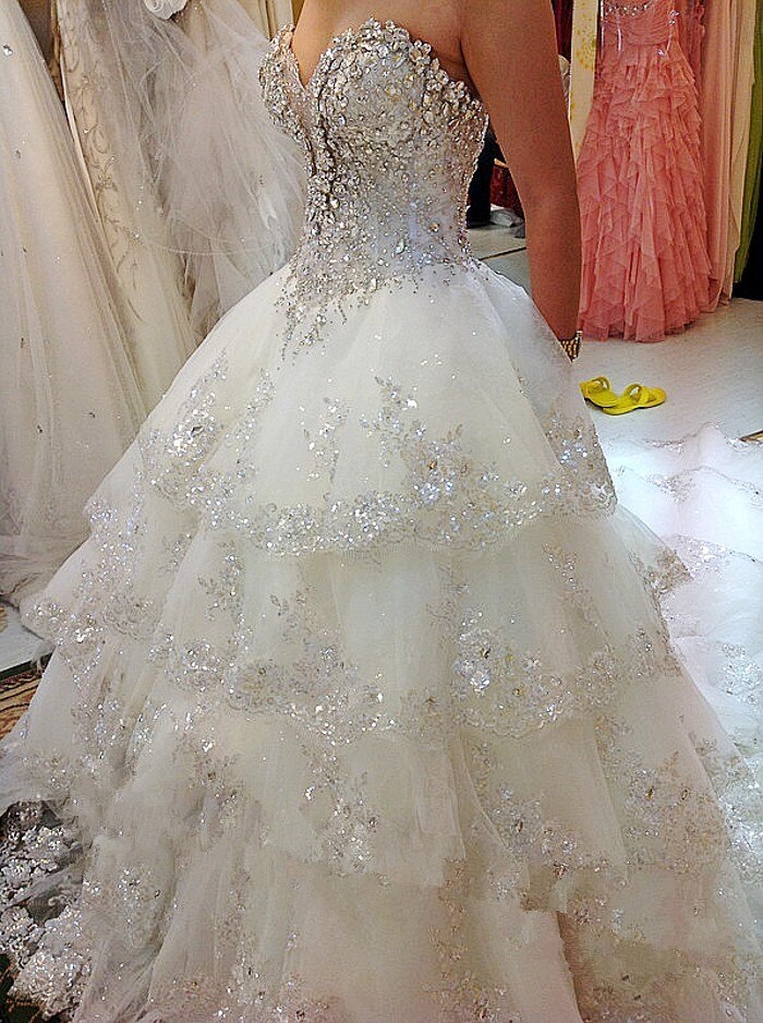 white Ball Gown Fluffy Wedding Dresses Plus Size Tulle Lace Crystal Diamond Wedding Gowns
