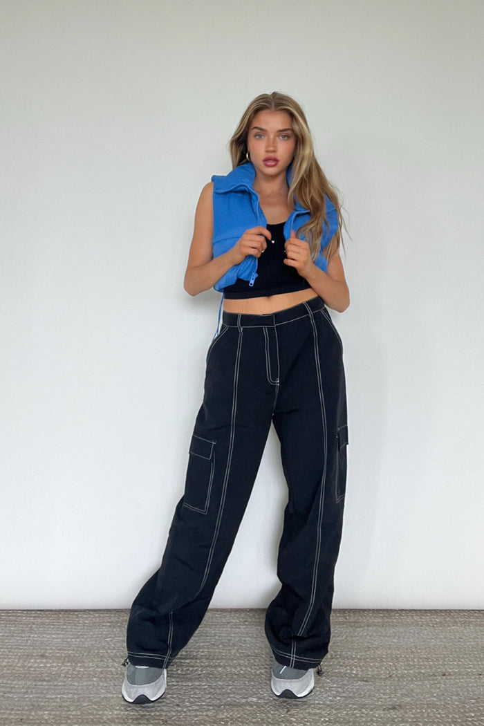 trendy parachute pants - apres ski fashion
