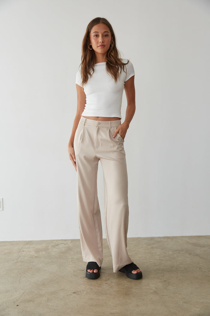 tan wide leg pants - neutral trousers - cute office outfit inspo