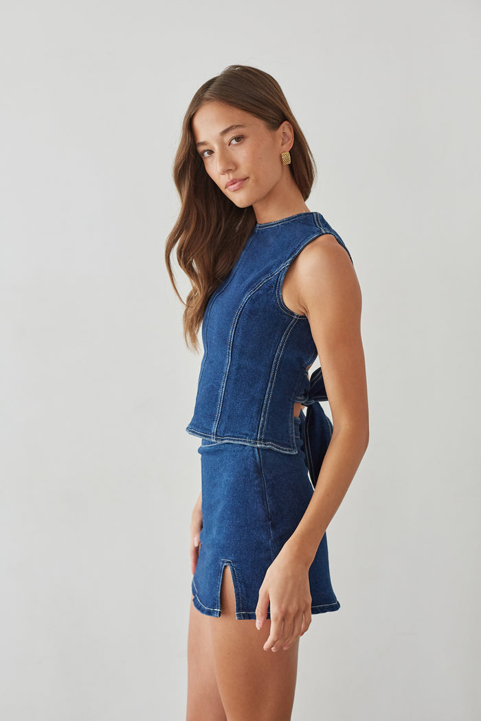 side-image | denim sleeveless top | fitted denim crop | casual chic summer look | fitted denim sleeveless top