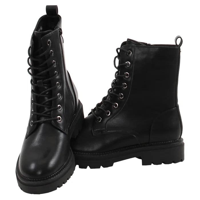 Mona Flat Boot (Black)