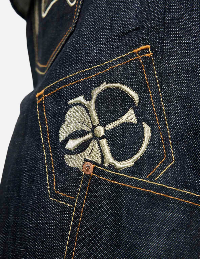 Multi-Pocket with Brocade Patch Regular Fit Denim Shorts