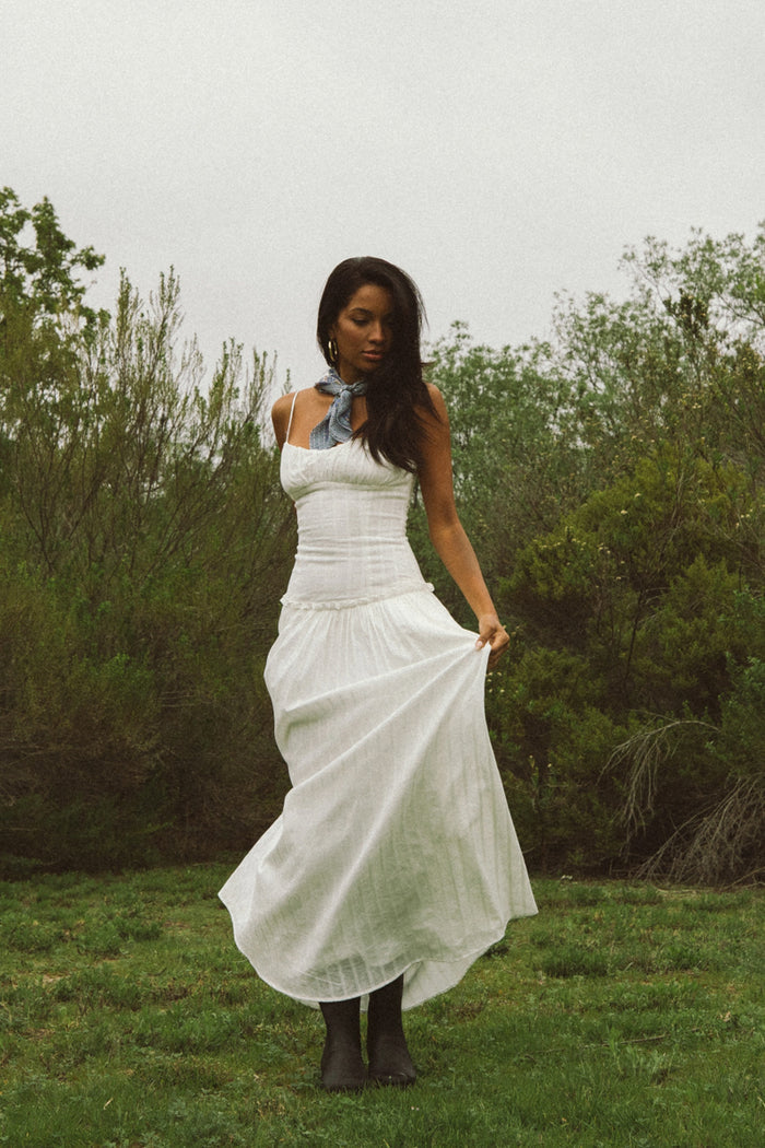 white-image | front-image |