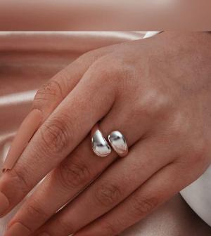 Open Silver Ring â€“ Modern & Elegant