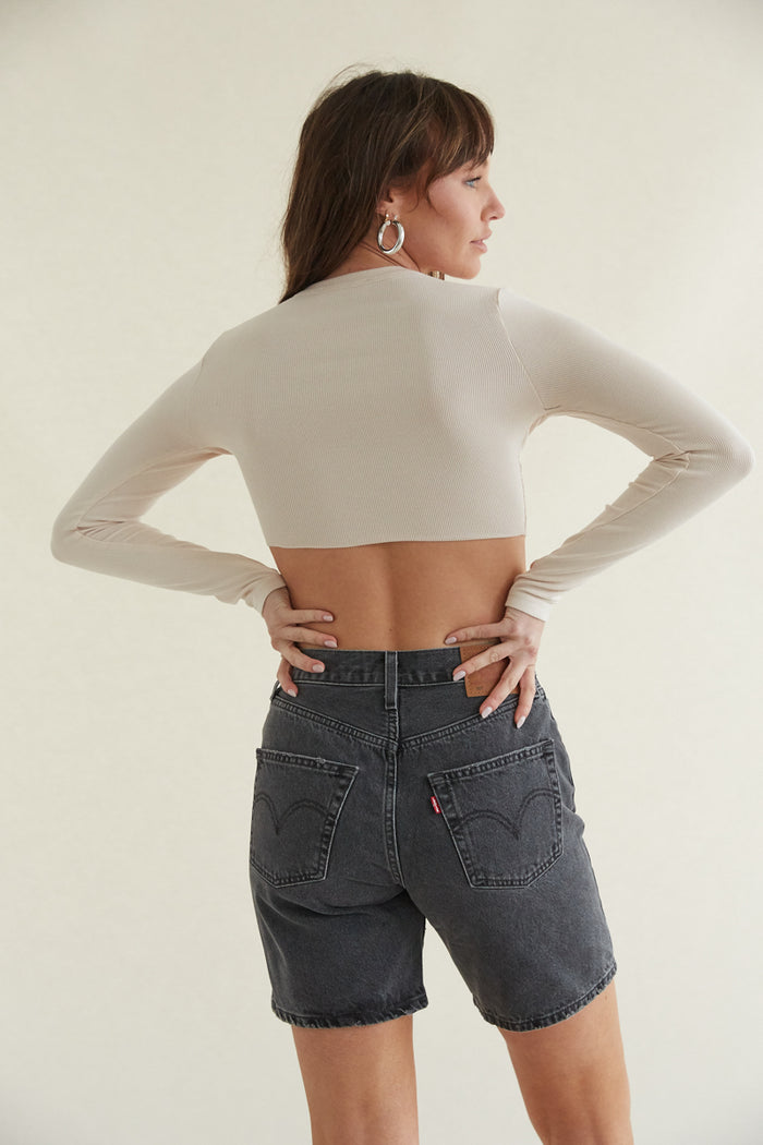 tan ribbed long sleeve crop top