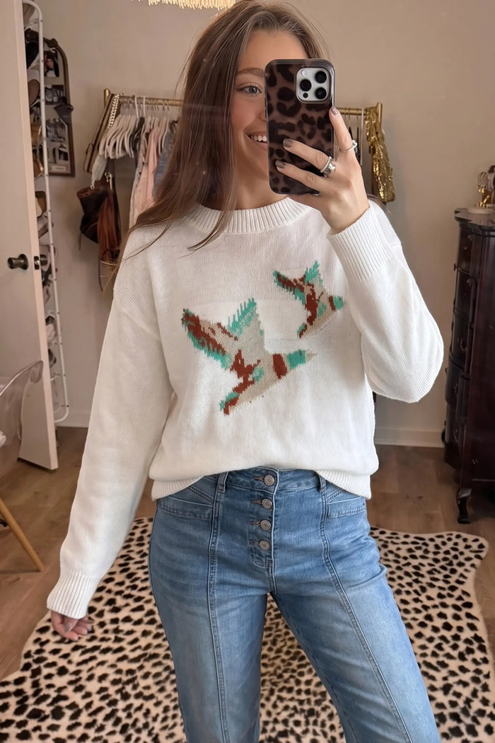 Retro Flying Mallard Pattern Drop Shoulder Pullover Sweater – White