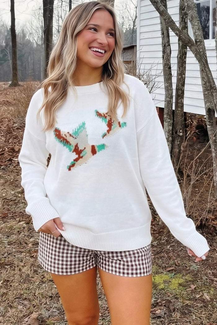Retro Flying Mallard Pattern Drop Shoulder Pullover Sweater – White