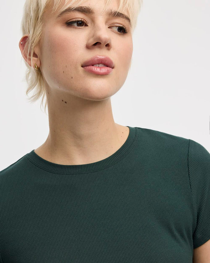 Ribbed Fitted Crew Neck T-Shirt - R Essentials