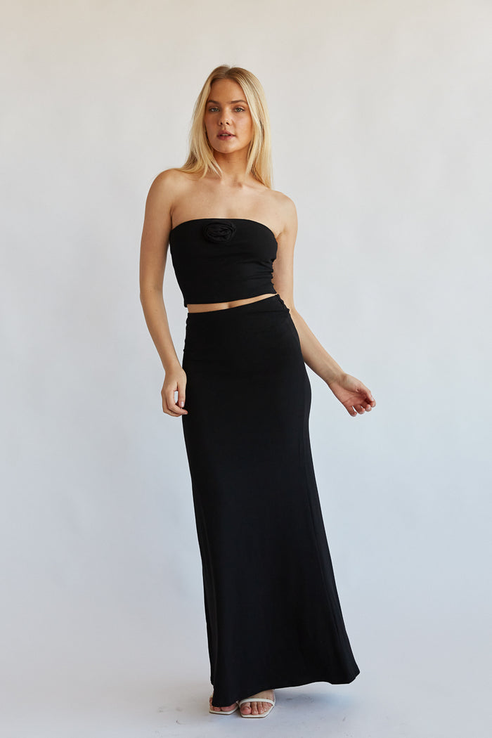 going out style boutique - matching set to wear on girls trip - affordable and trendy elevated basics