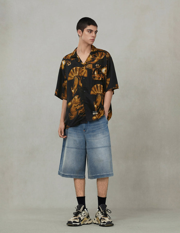 Seagull and Logo Appliqué Embroidery Fashion Fit Denim Shorts