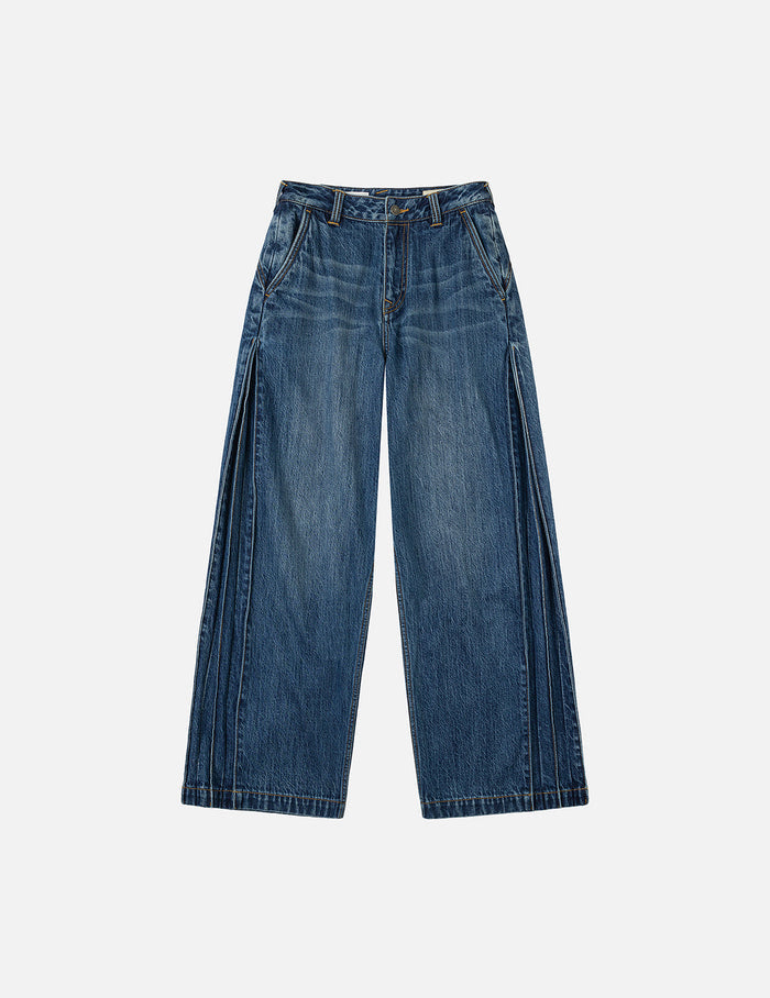 Seagull Embossed Fashion Fit Pleated Jeans