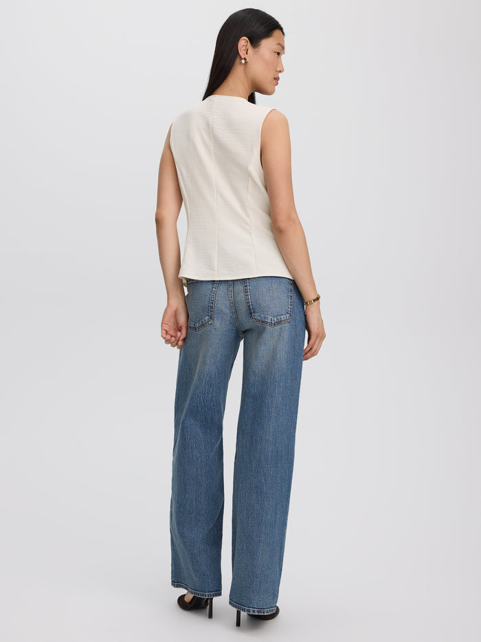 Sleeveless Fitted Vest