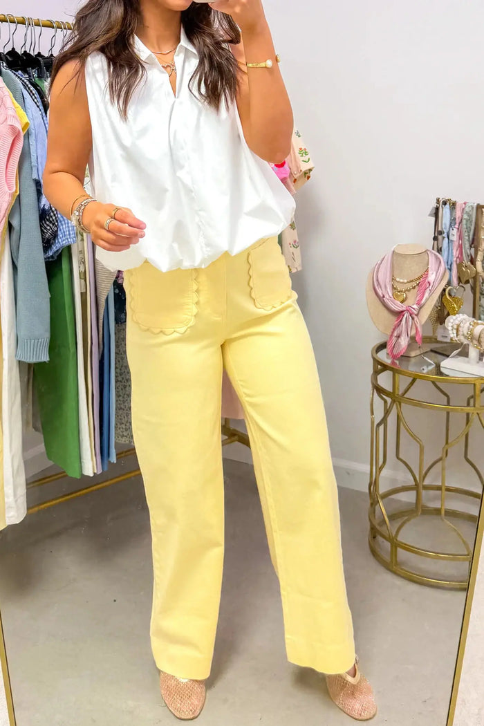 Solid Color Scalloped Patch Pocket Shift Jeans – White