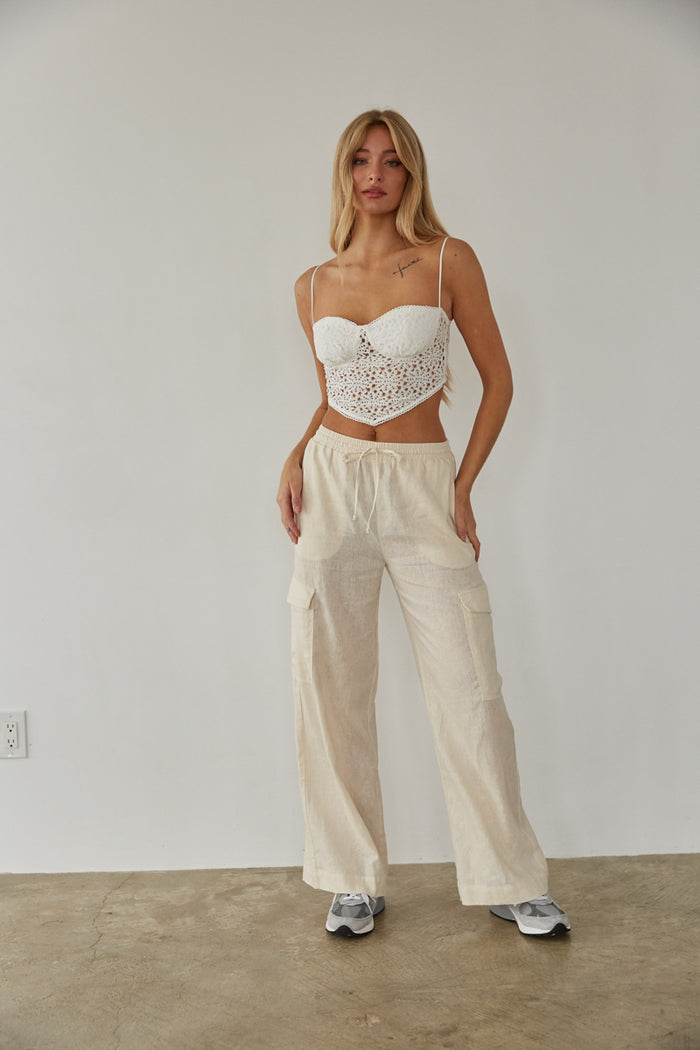 cream wide leg linen pants - cargo style linen pants - trendy pants for summer vacation