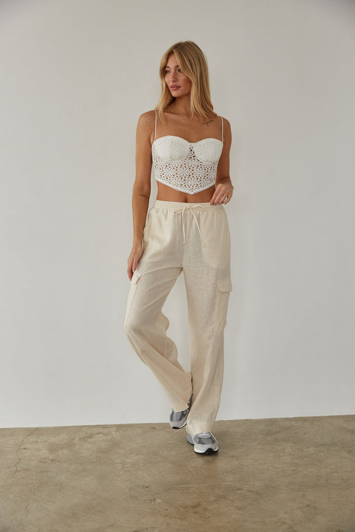 cream tie front linen pants - wide leg cargo style linen pants - beach day outfit inspo