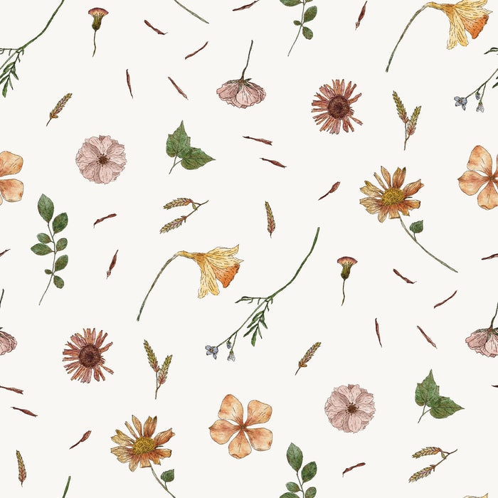 Watercolor Flowers OffWhite - Family Fabrics B.V.