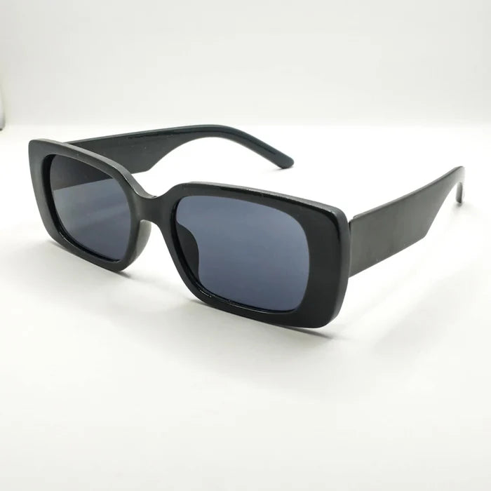Wild Vibe Shades â€“ Rectangular Tortoise Frame with Gradient Lenses