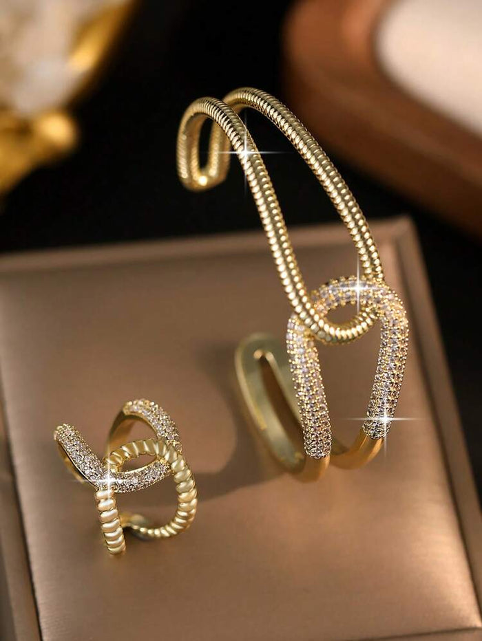 Women Luxury Jewelry Set – Gold Crystal Necklace & Adjustable Ring