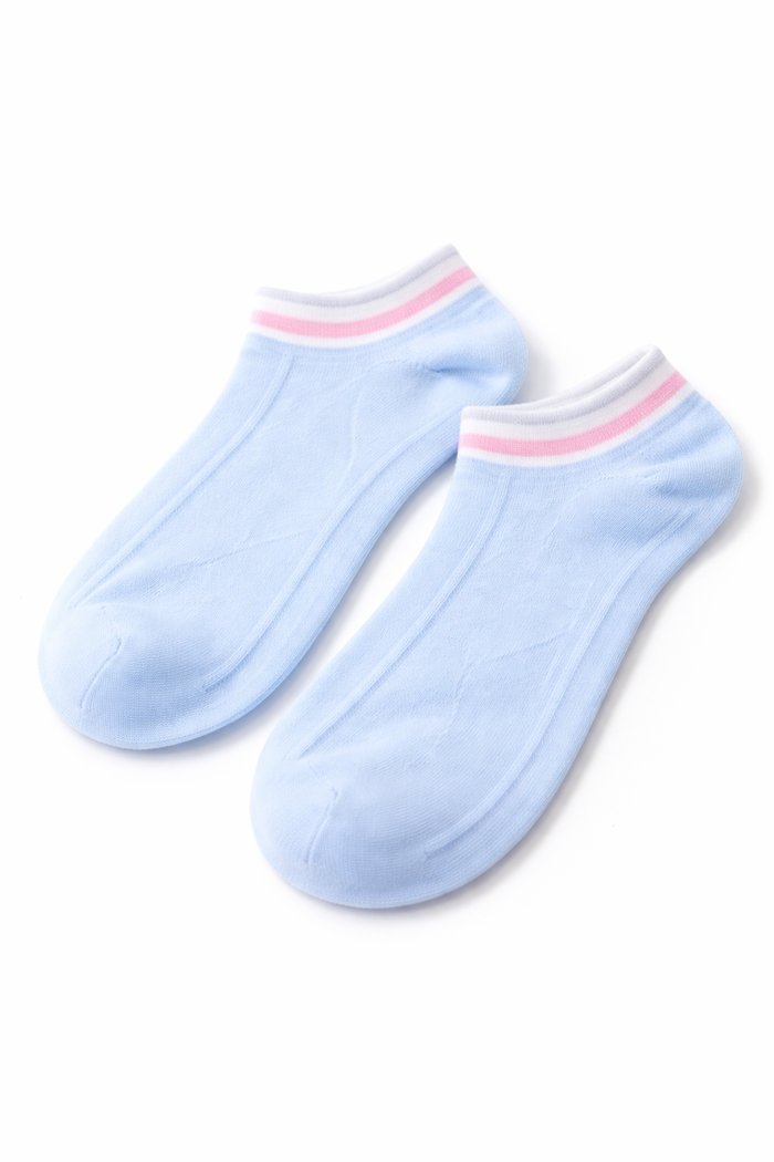 Women’s Baby Blue No-Show Ankle Socks – Pink and White Contrast Trim – Lightweight Everyday Socks