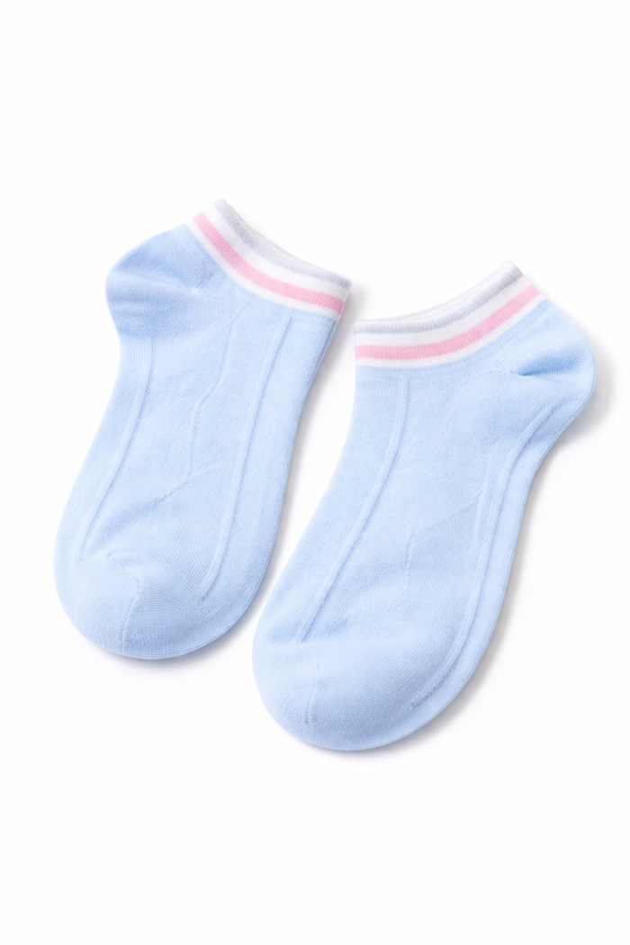 Women’s Baby Blue No-Show Ankle Socks – Pink and White Contrast Trim – Lightweight Everyday Socks